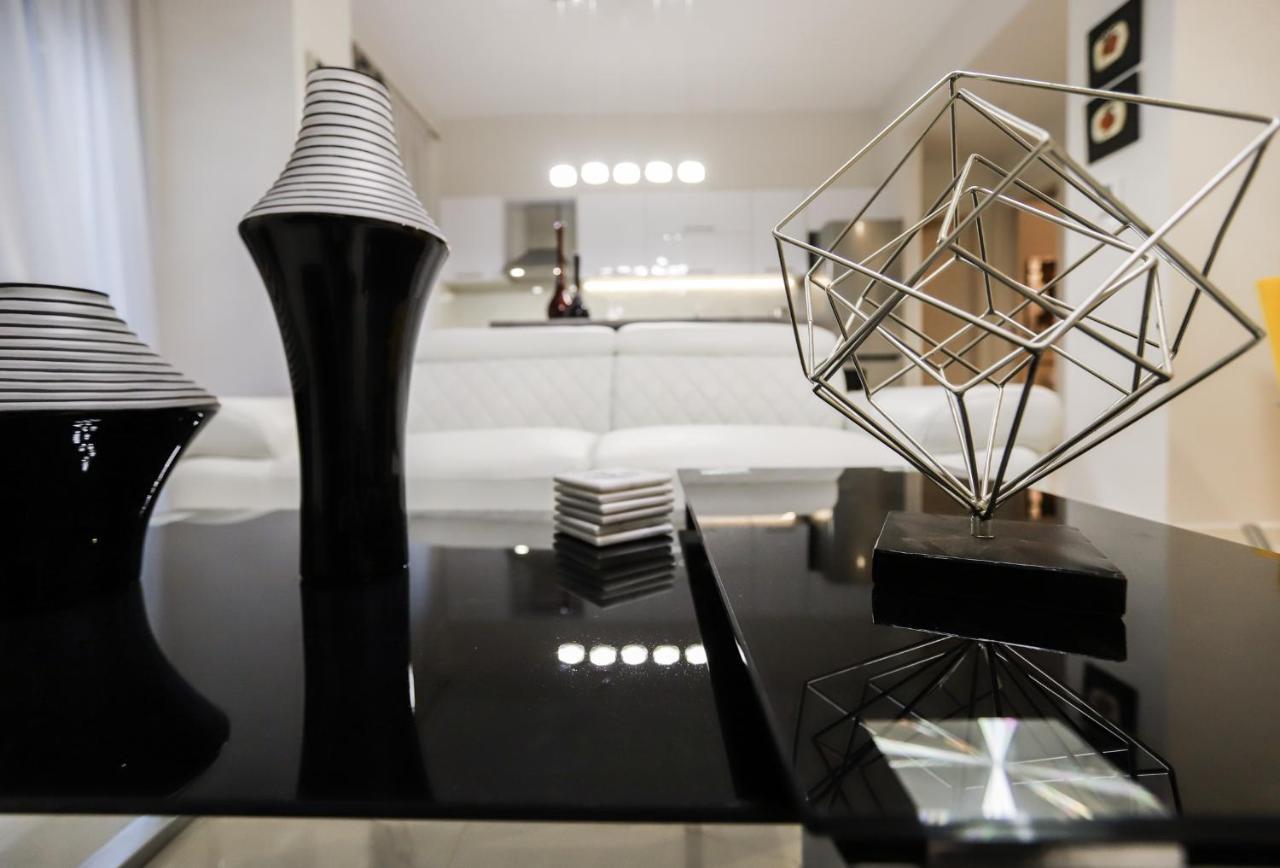 Erythrina #Colony_Deluxe_Suite سالونيك المظهر الخارجي الصورة